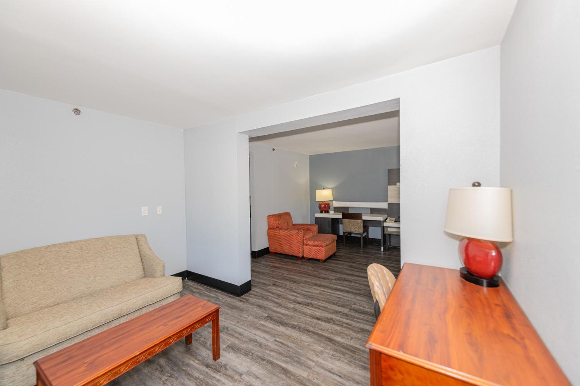 Jamestown Inn & Suites リバーデイル エクステリア 写真